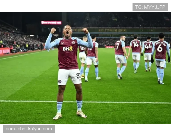 塔科夫斯基高空球控制出色 埃弗顿中卫虽败犹荣